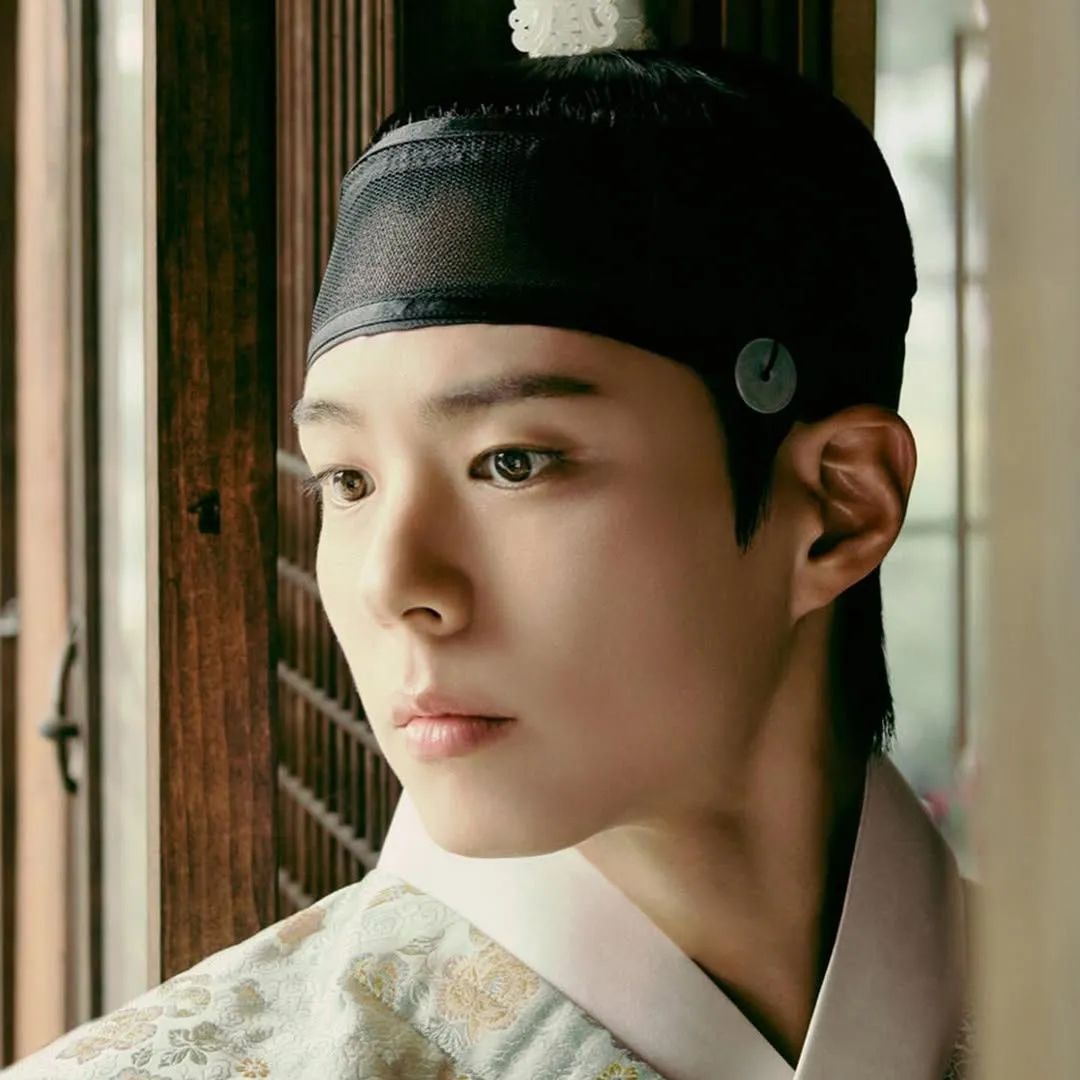Latest photo of Park Bogum