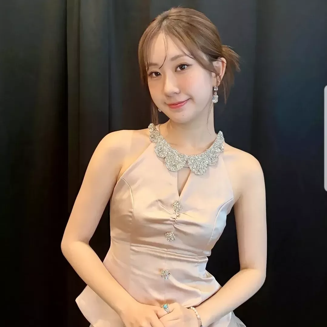 チョン・ユジンの最近の活動ショット