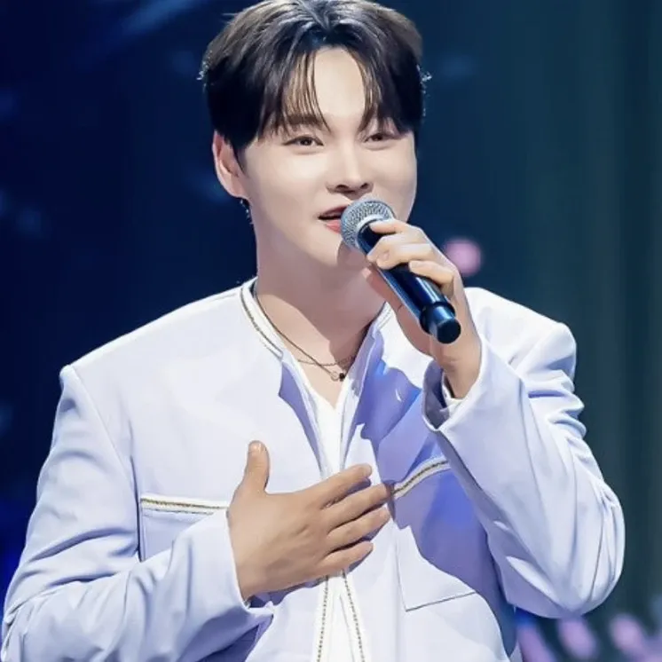 박서진 최근 활동샷