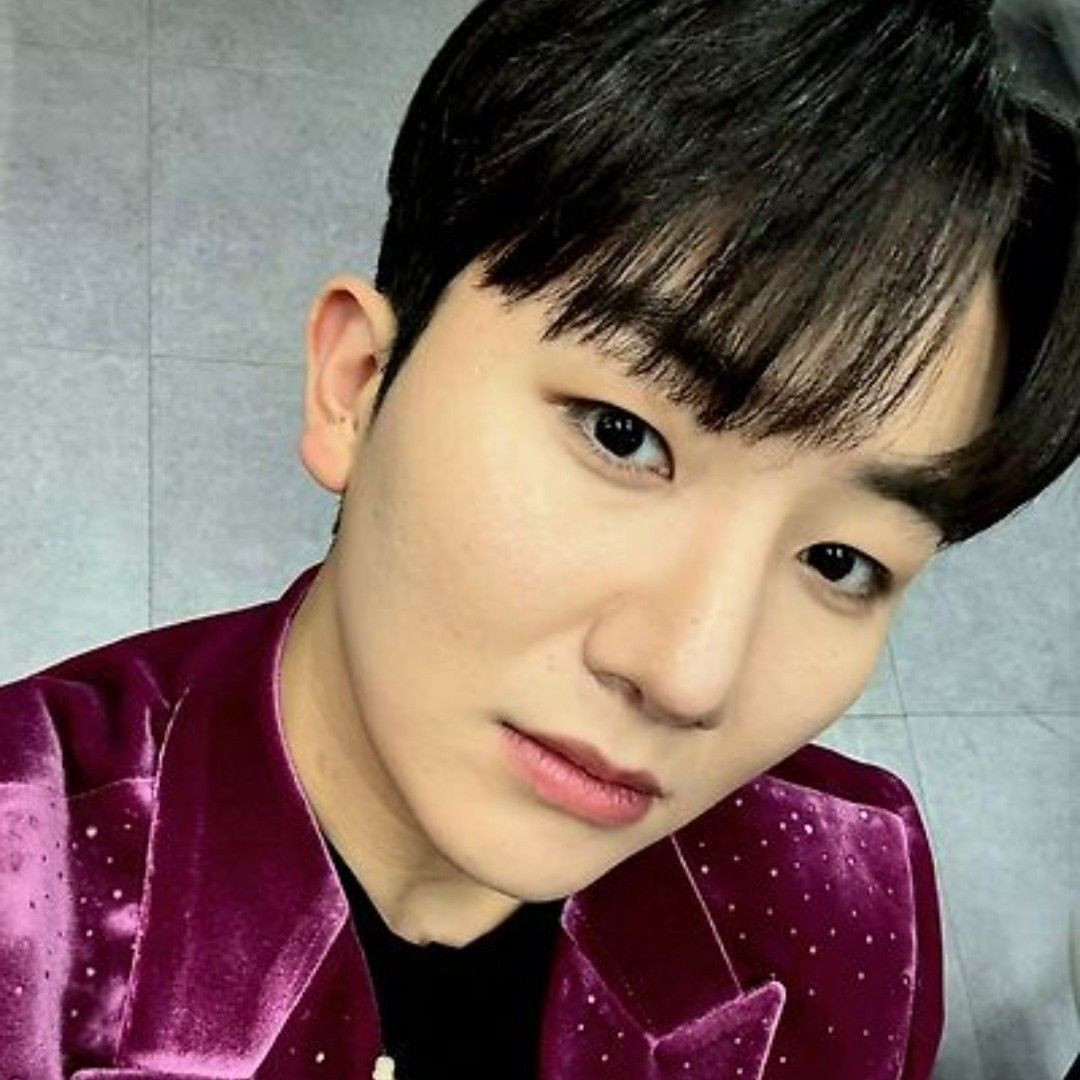 ナム・スンミンの最近の活動ショット