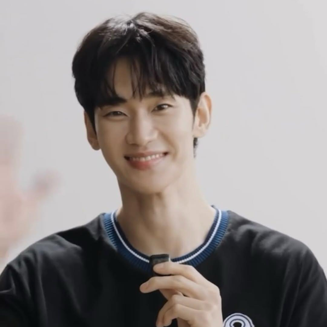 Latest photo of Kim Soohyun