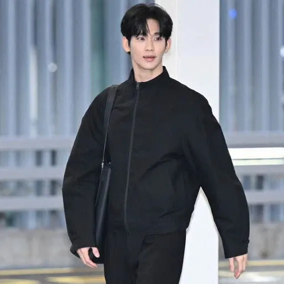 Recent activity shot of Kim Soohyun