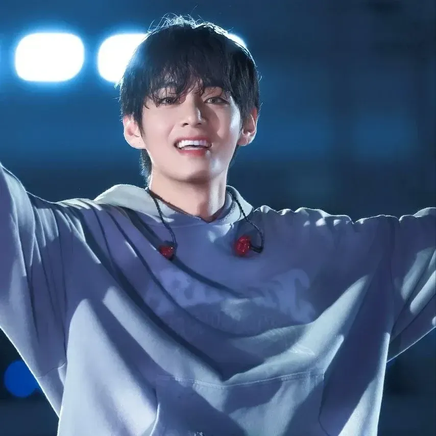 A moment captured by a fan of Kim Taehyung (V)