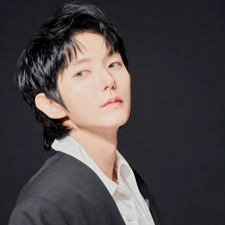 Recent activity shot of Lee Joongi