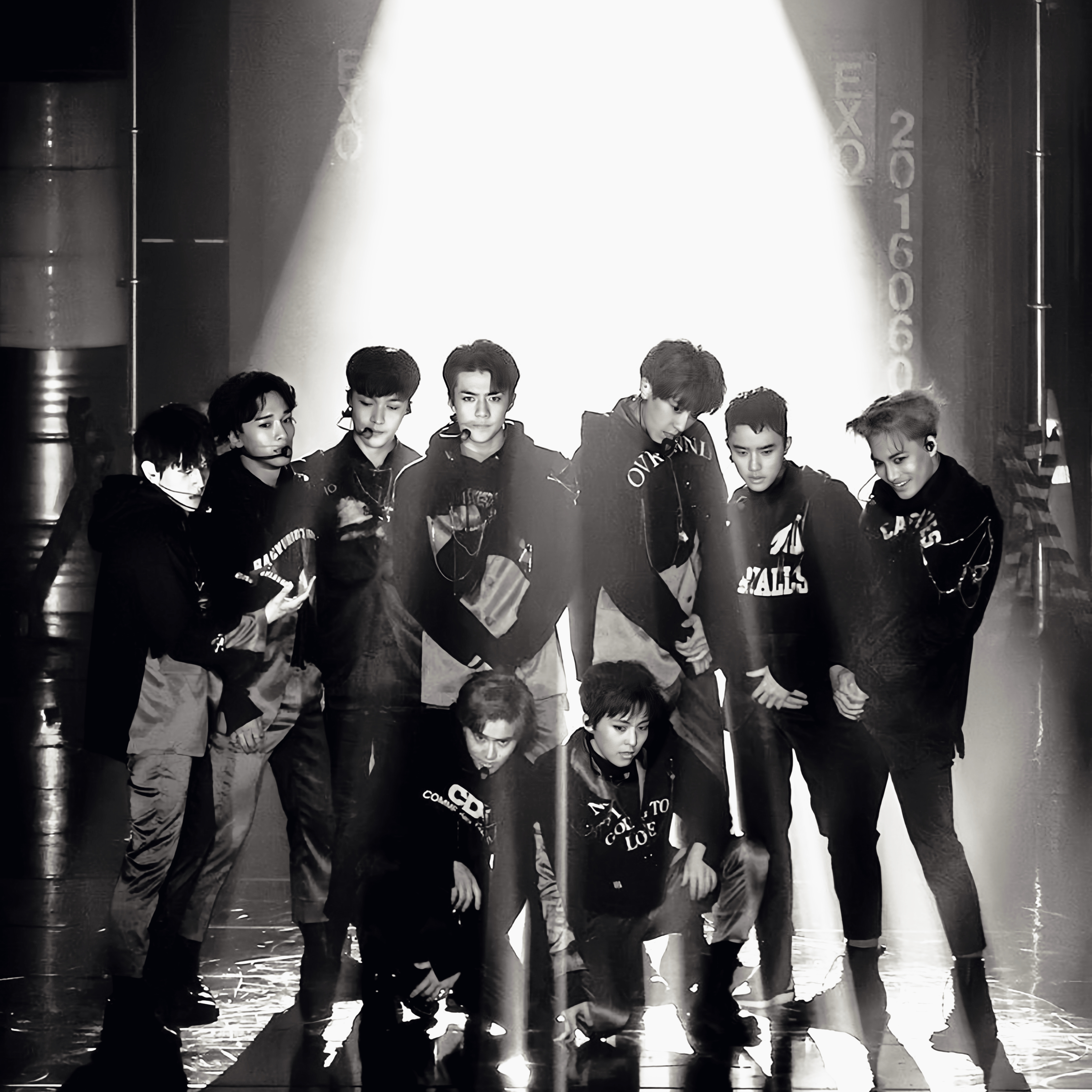 都暻秀 (D.O.)的幕后花絮