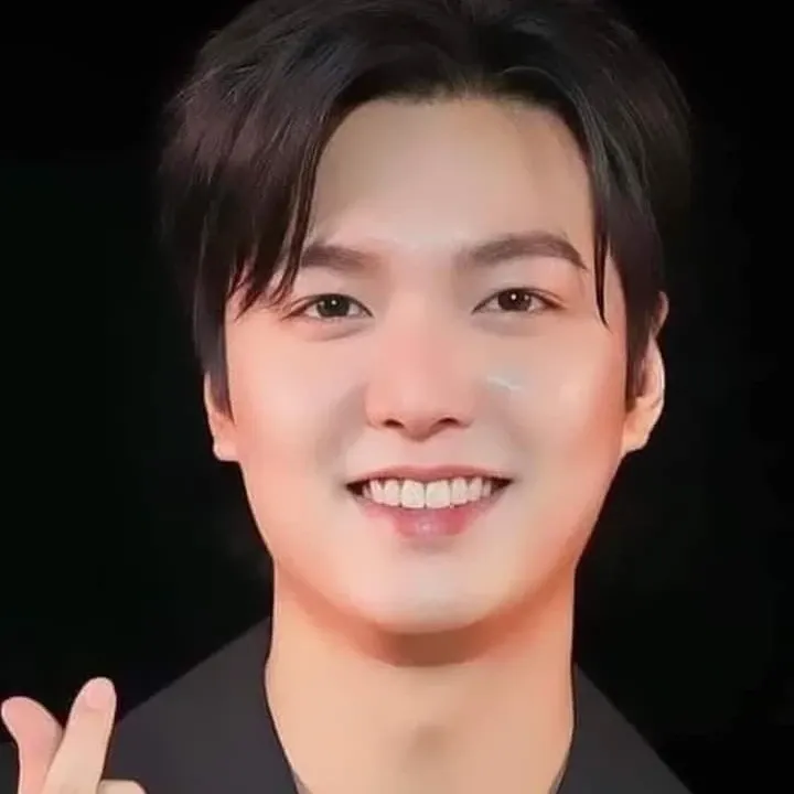 Latest photo of Lee Minho