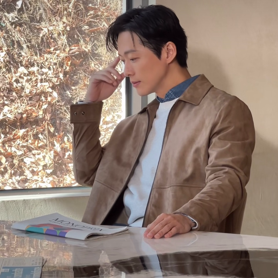 Behind-the-scenes cut of Namkoong Min