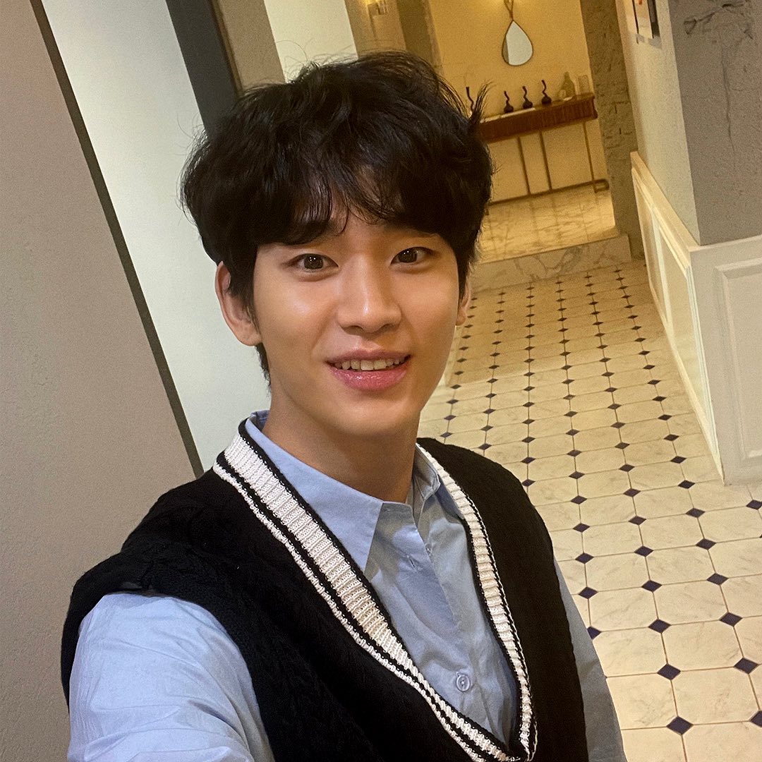 A moment captured by a fan of Kim Soohyun