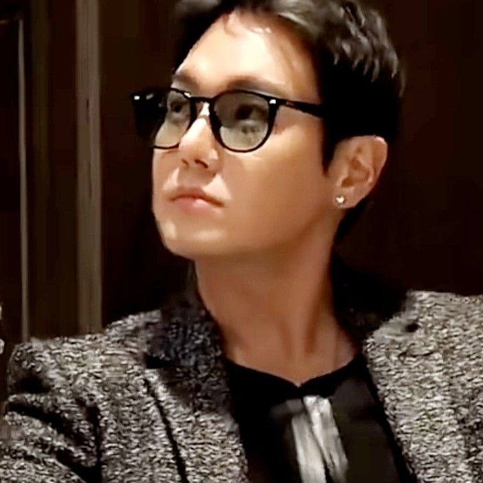 Recent activity shot of Hwanhee