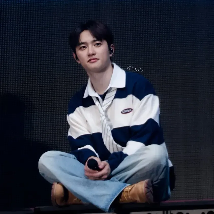 都暻秀 (D.O.)的最新照片