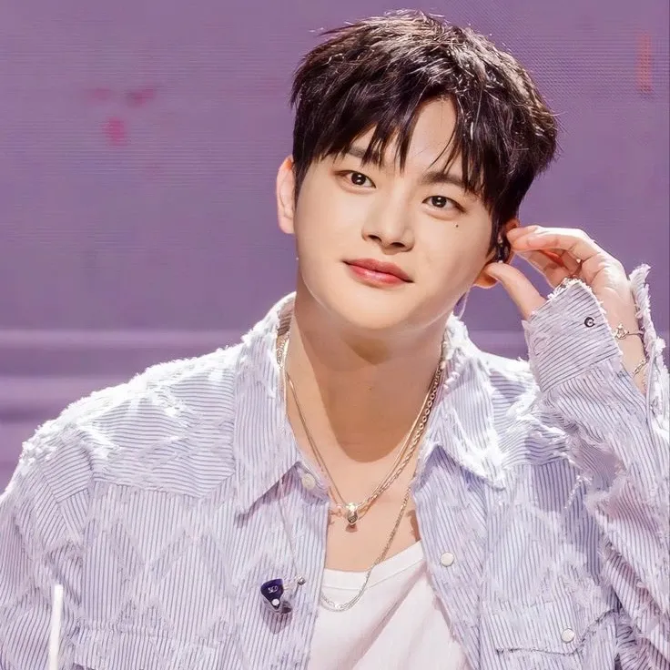 A moment captured by a fan of Seo Inguk