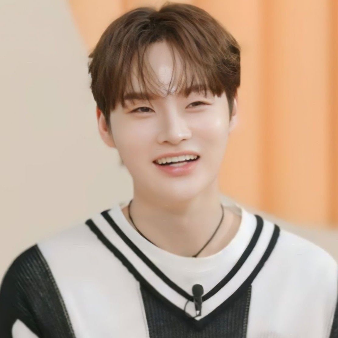 Foto terbaru dari Park Seojin