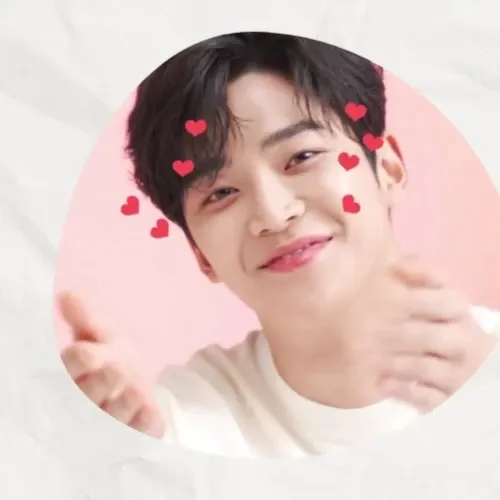 Foto terbaru dari Rowoon
