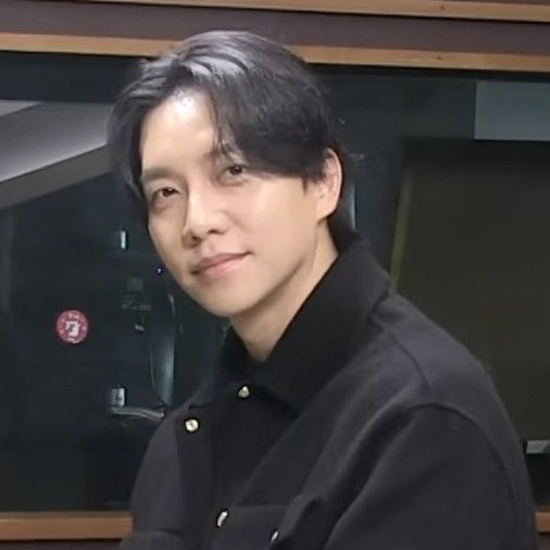 ファンが撮影したイ・スンギの瞬間