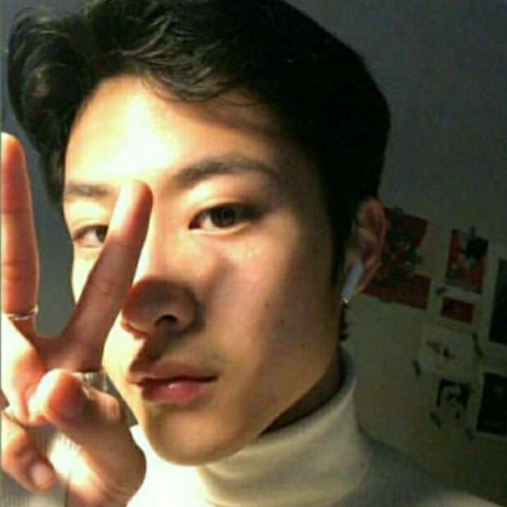 A moment captured by a fan of Lee Jongwon