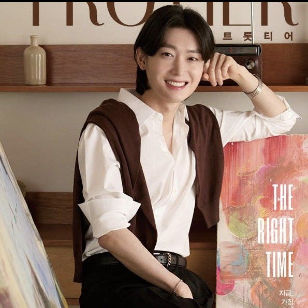 Latest photo of Kim Yongbin