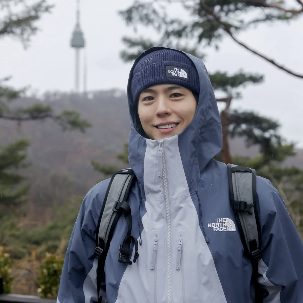 A moment captured by a fan of Park Bogum