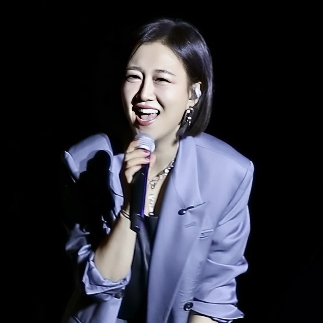 Behind-the-scenes cut of Jang Yoonjeong