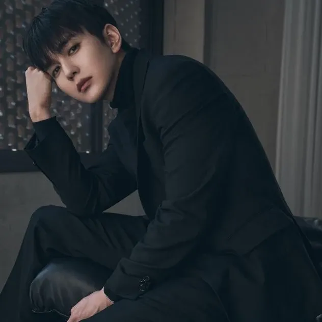 Recent activity shot of Yoo Seungho