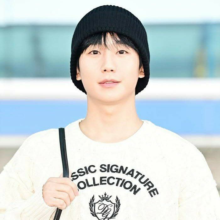 Latest photo of Kim Seonho