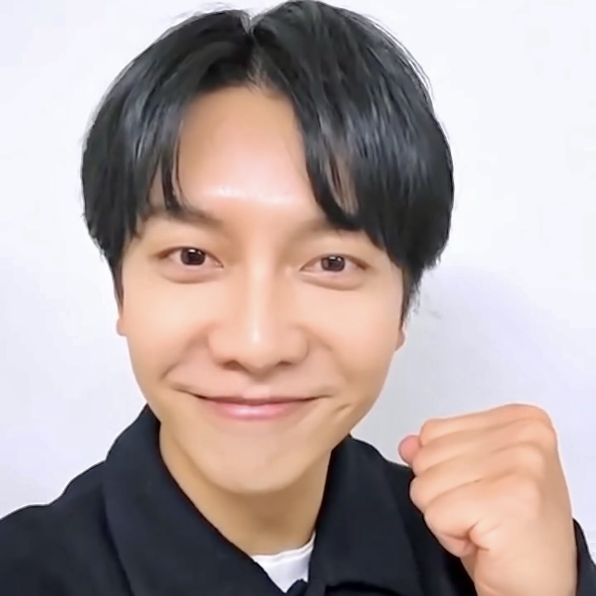 ファンが撮影したイ・スンギの瞬間