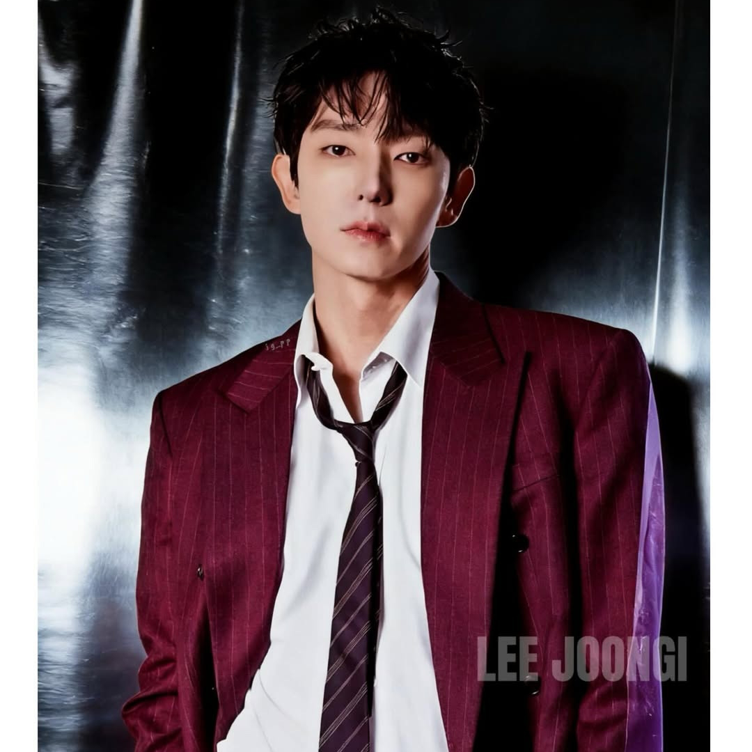 Latest photo of Lee Joongi