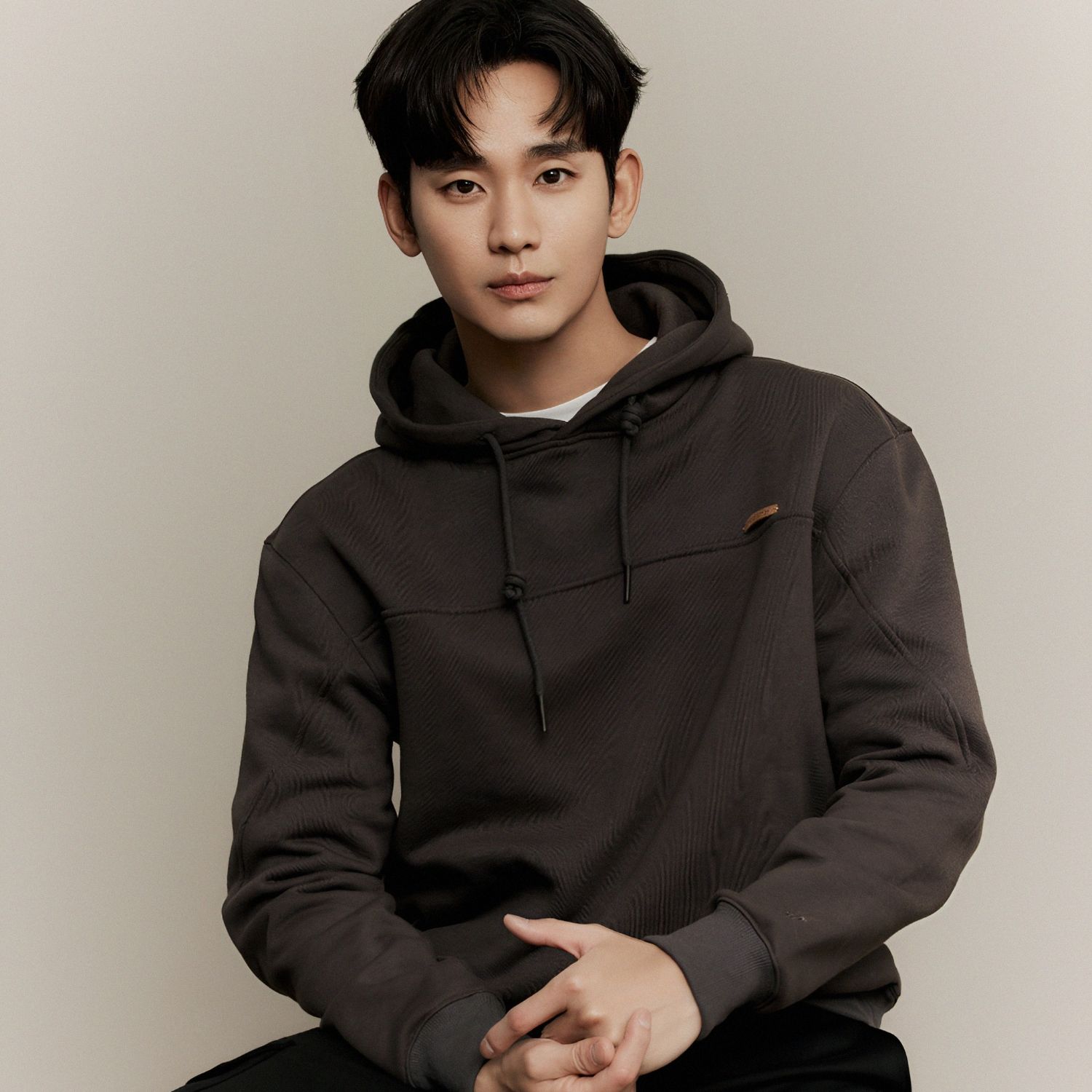 粉絲拍下的金秀賢瞬間