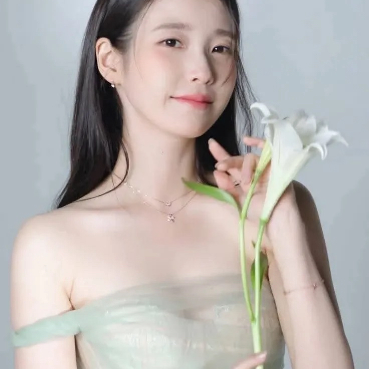 Foto terbaru dari IU