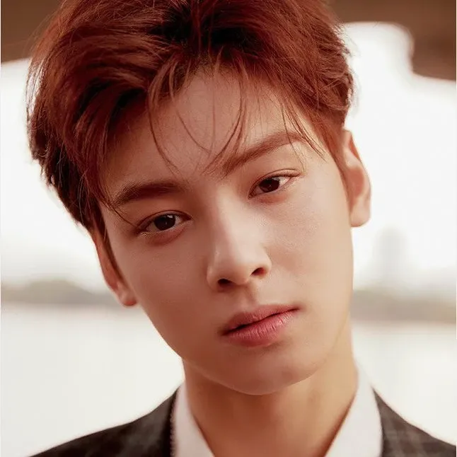Recent activity shot of Cha Eunwoo