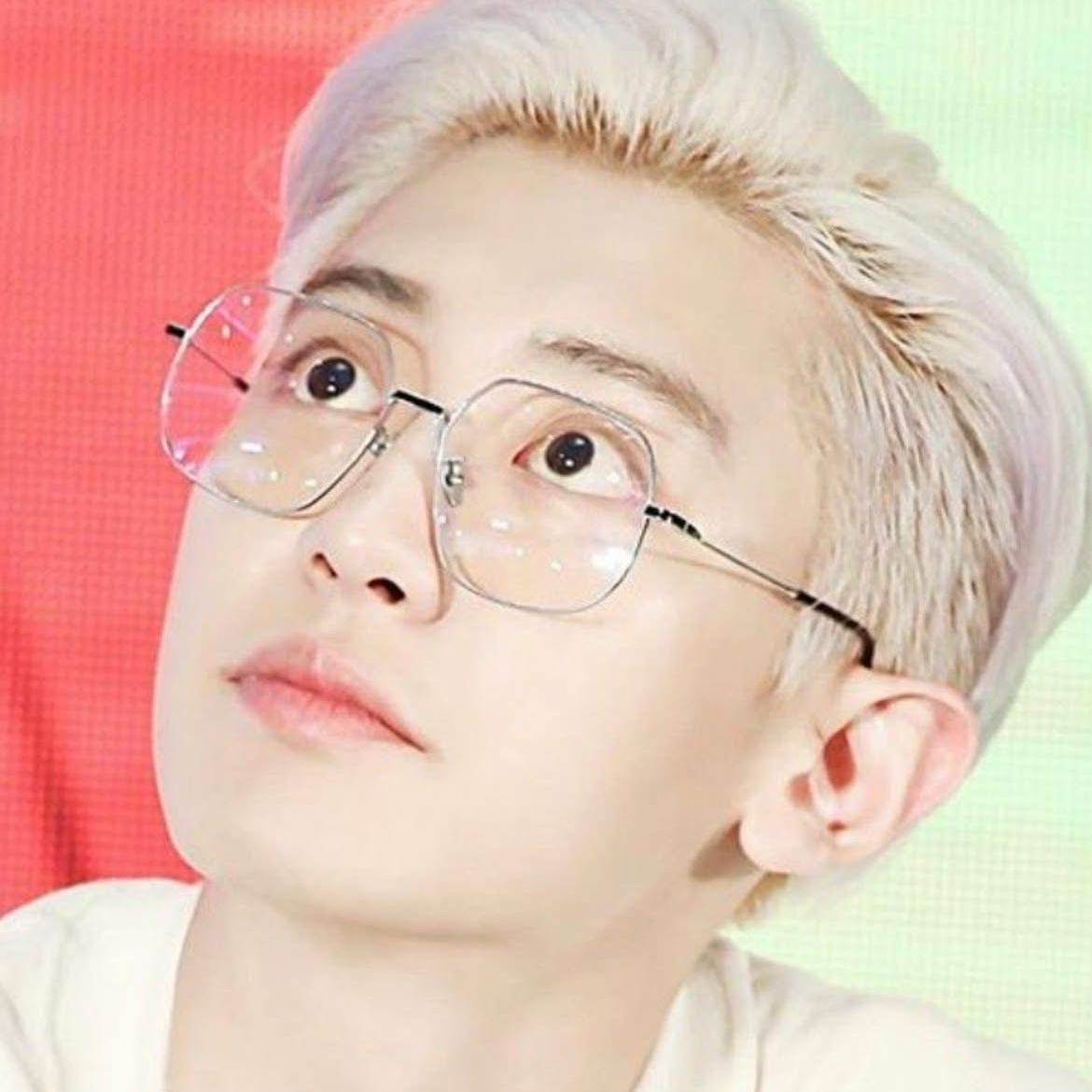 Latest photo of Chanyeol
