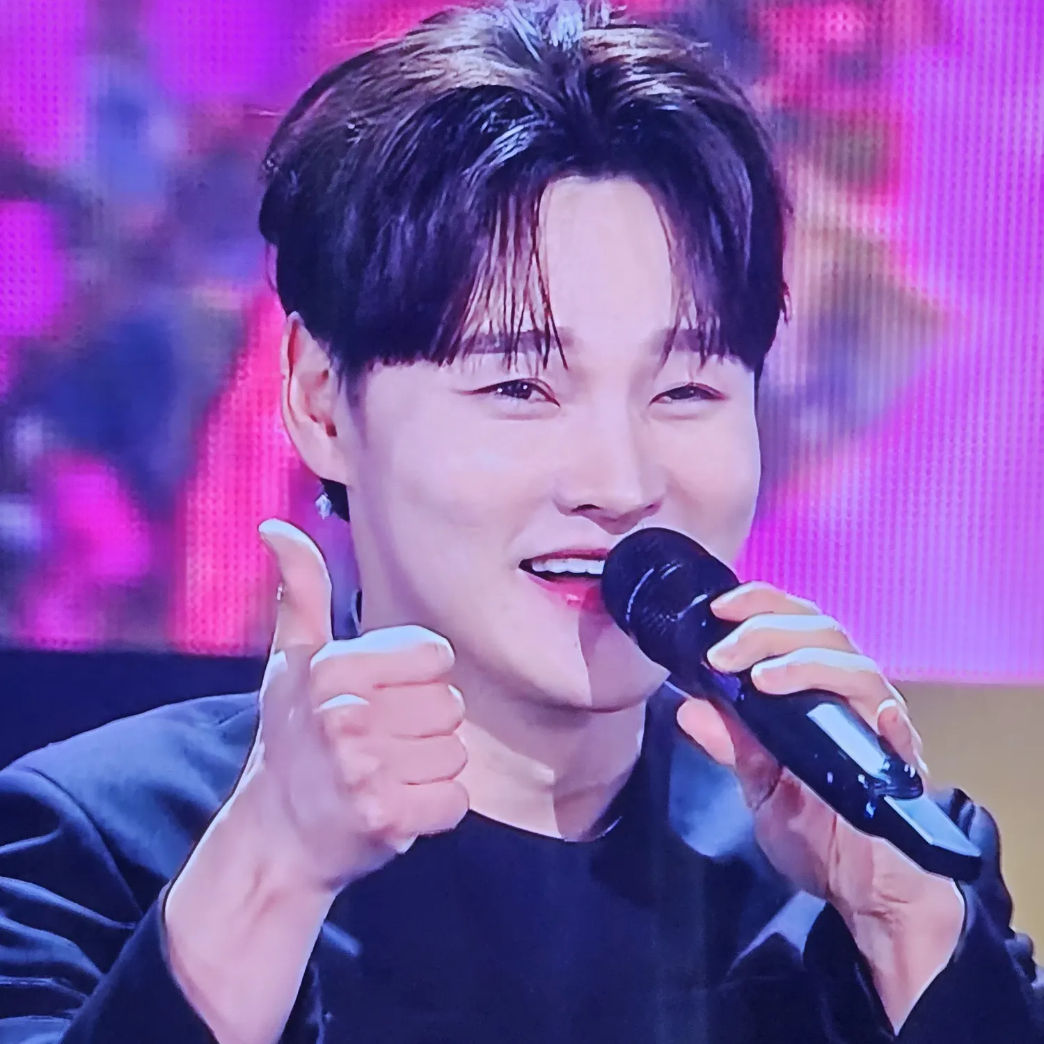박서진 최근 활동샷