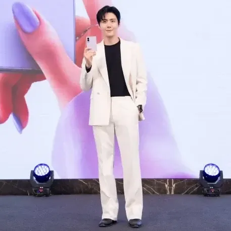 김선호 최근 활동샷