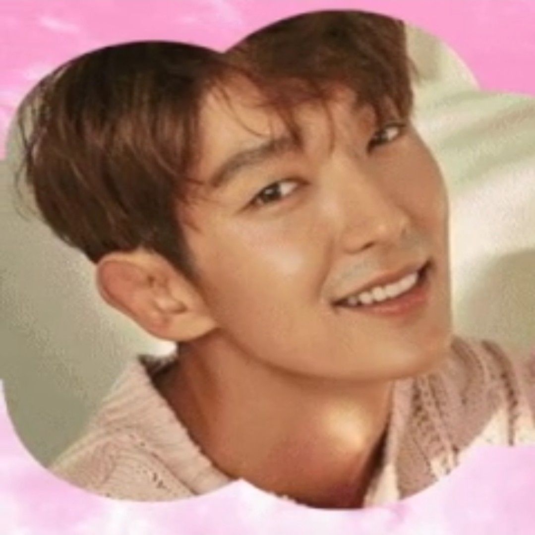 Behind-the-scenes cut of Lee Joongi