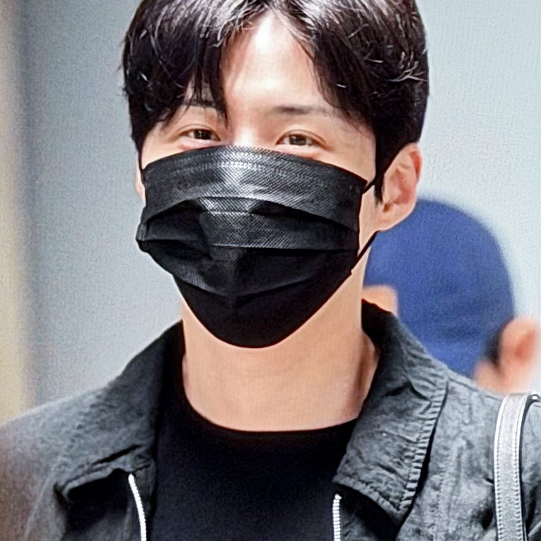 Latest photo of Kim Seonho