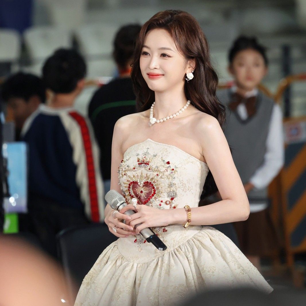 Recent activity shot of Wu Xuanyi