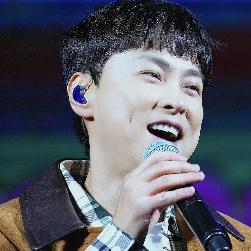 Behind-the-scenes cut of Min Kyunghoon