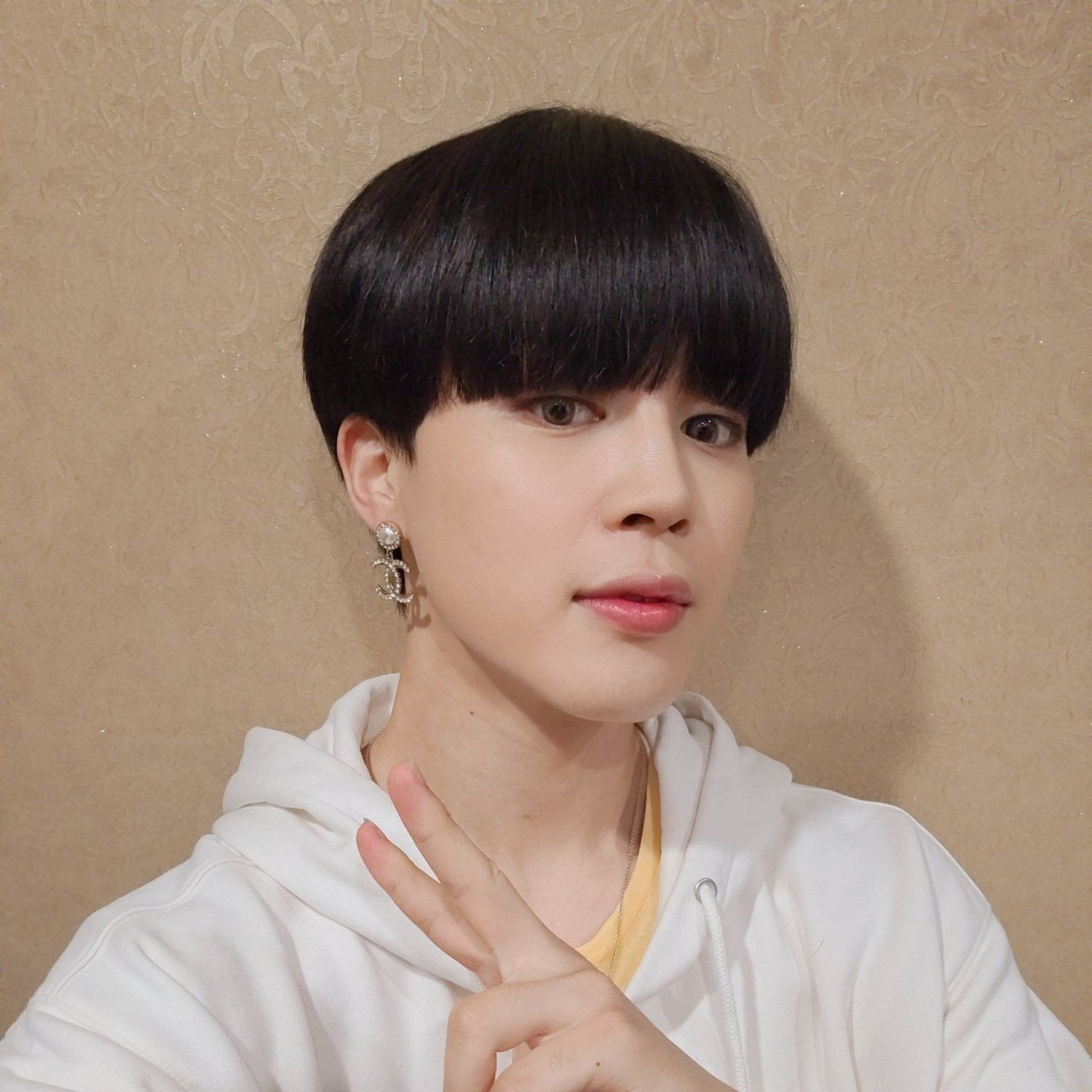 A moment captured by a fan of Ha Jimin