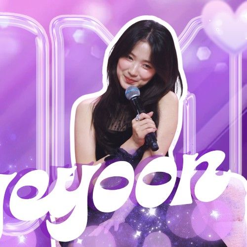 A moment captured by a fan of Kim Hyeyoon