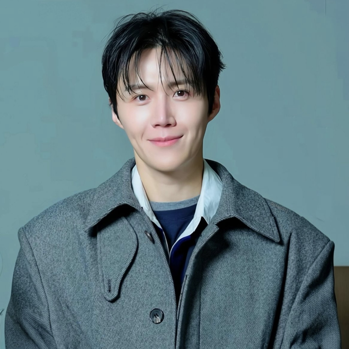 粉絲拍下的金宣虎瞬間