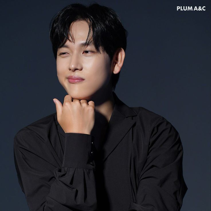 Latest photo of Yim Siwan