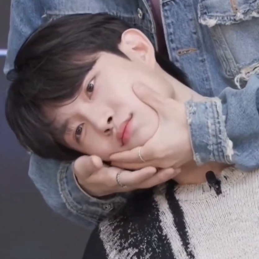 Behind-the-scenes cut of Kim Gunwoo