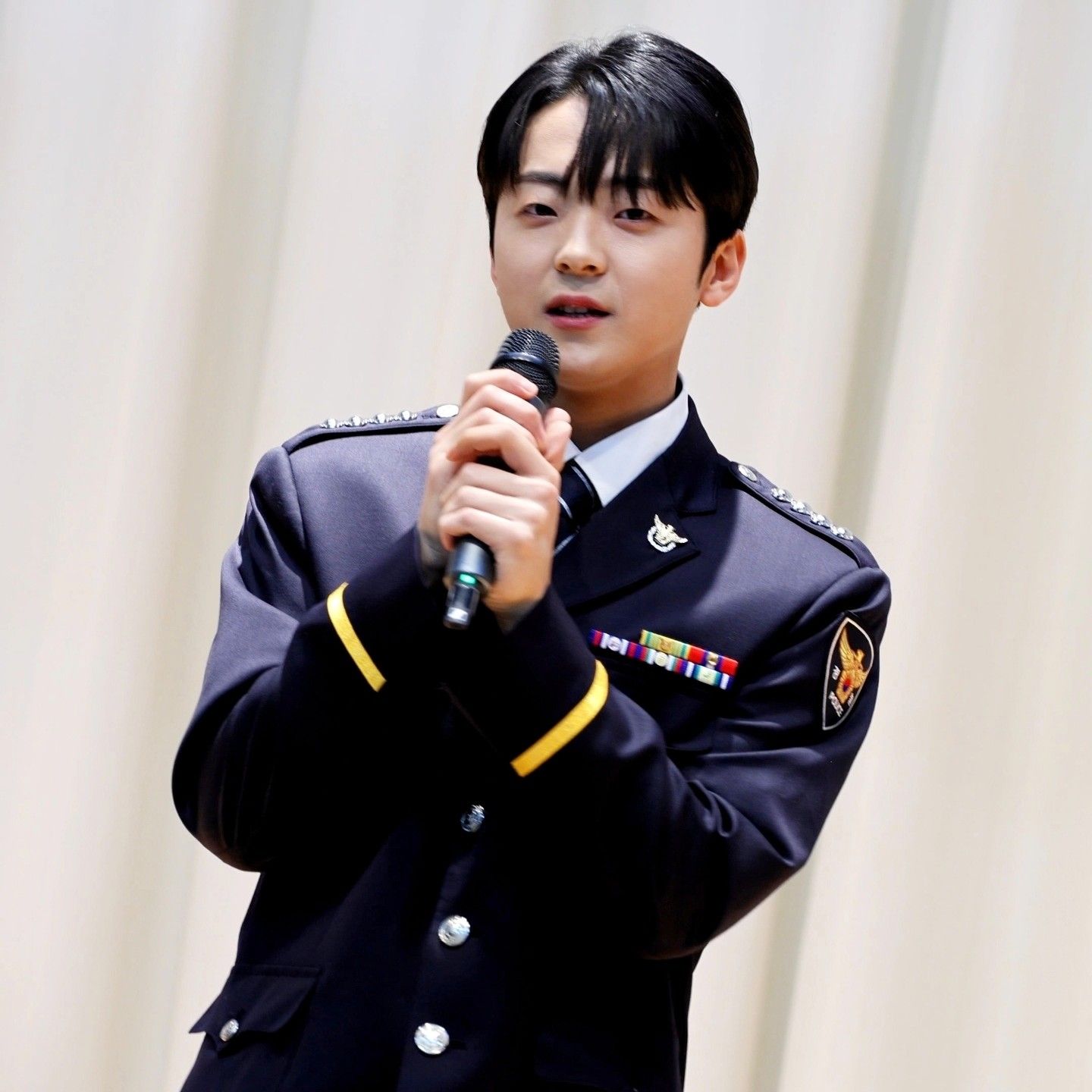 Behind-the-scenes cut of Park Minsu