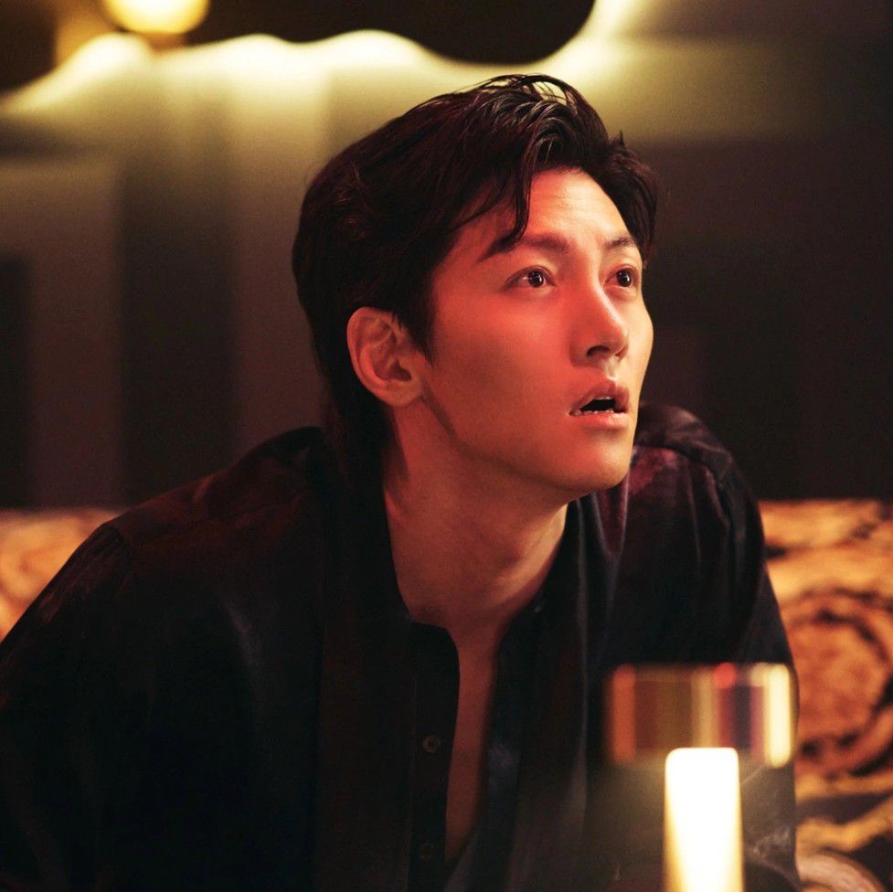 지창욱 최근 활동샷