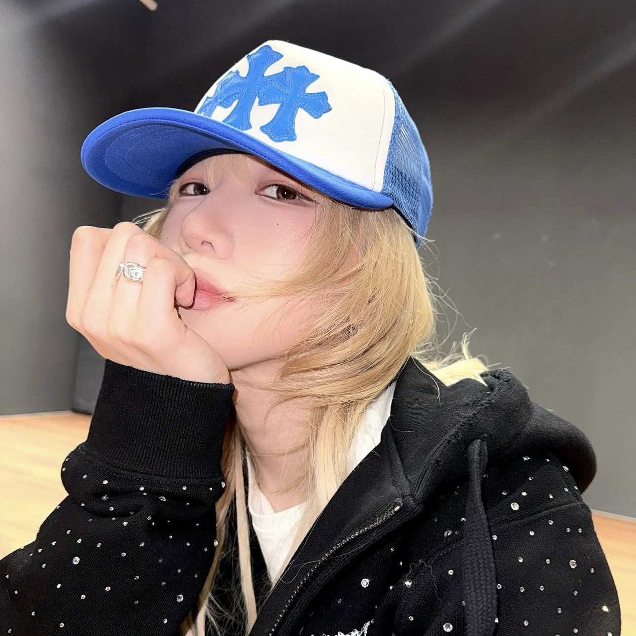 A moment captured by a fan of BADA