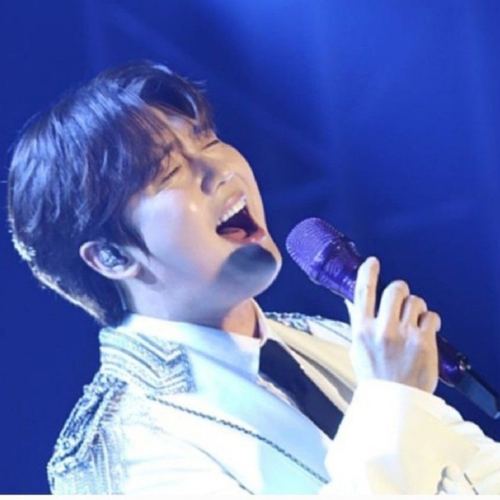 Recent activity shot of Son Binah