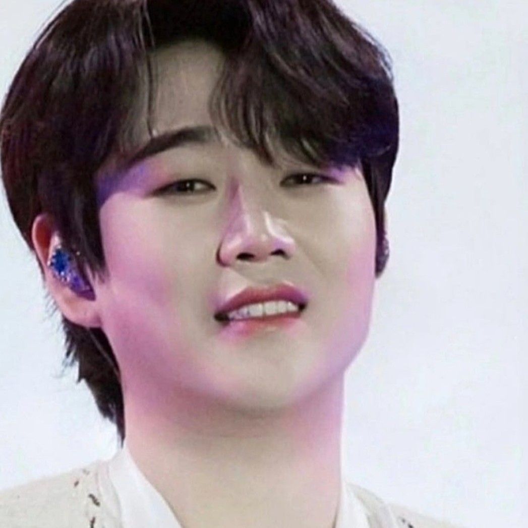 Recent activity shot of Hwang Youngwoong