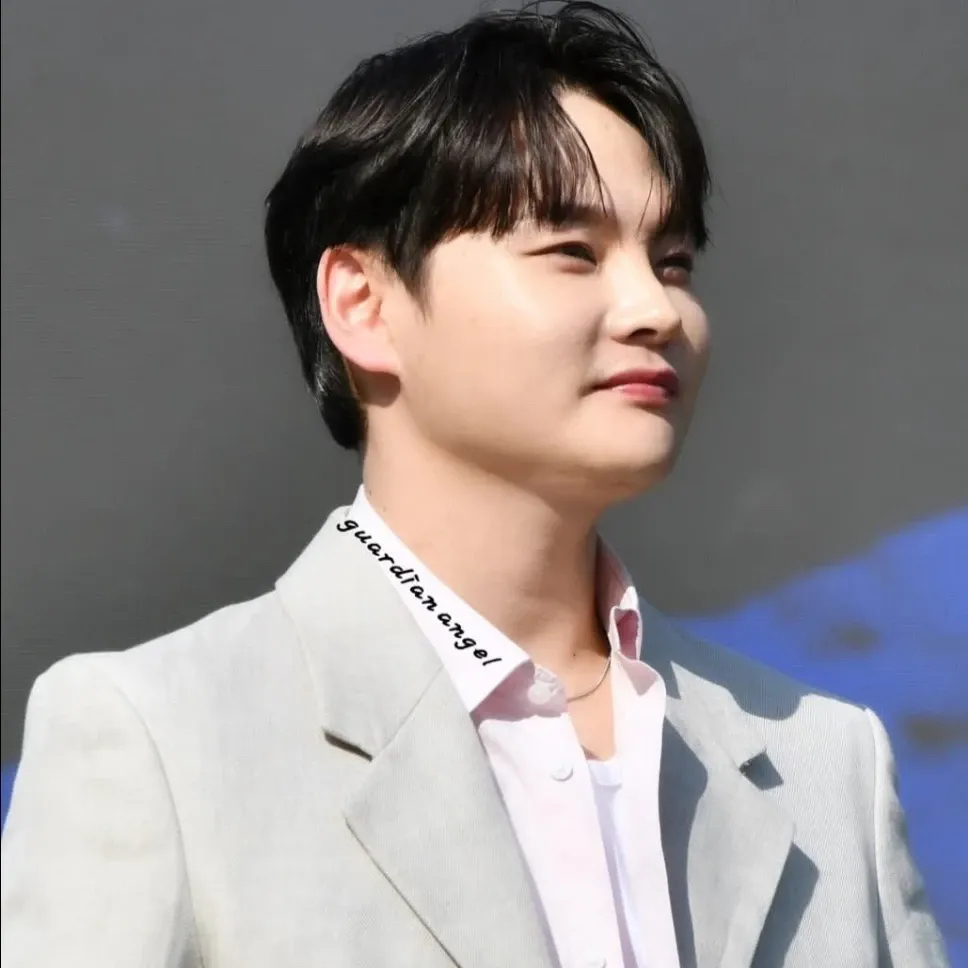 박서진의 비하인드 컷