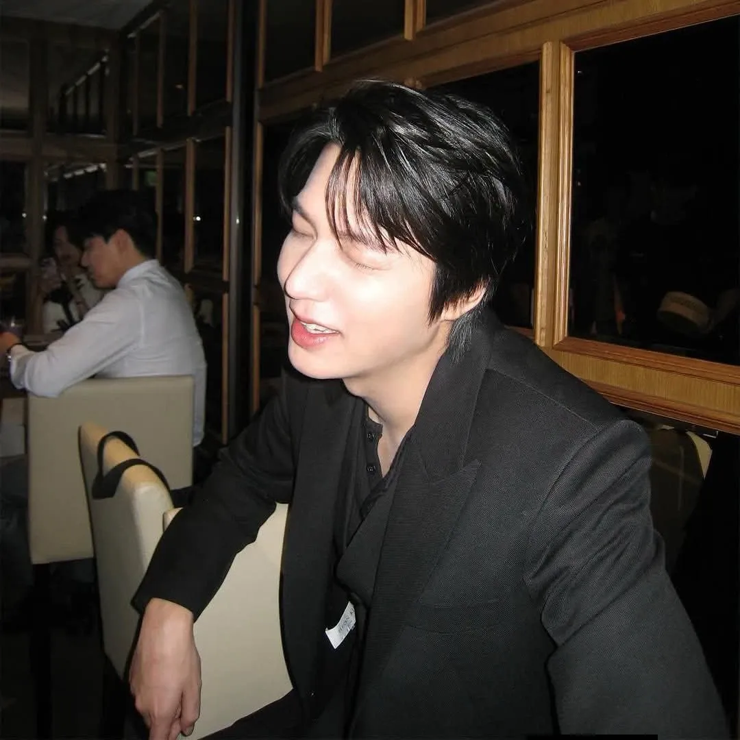 Recent activity shot of Lee Minho