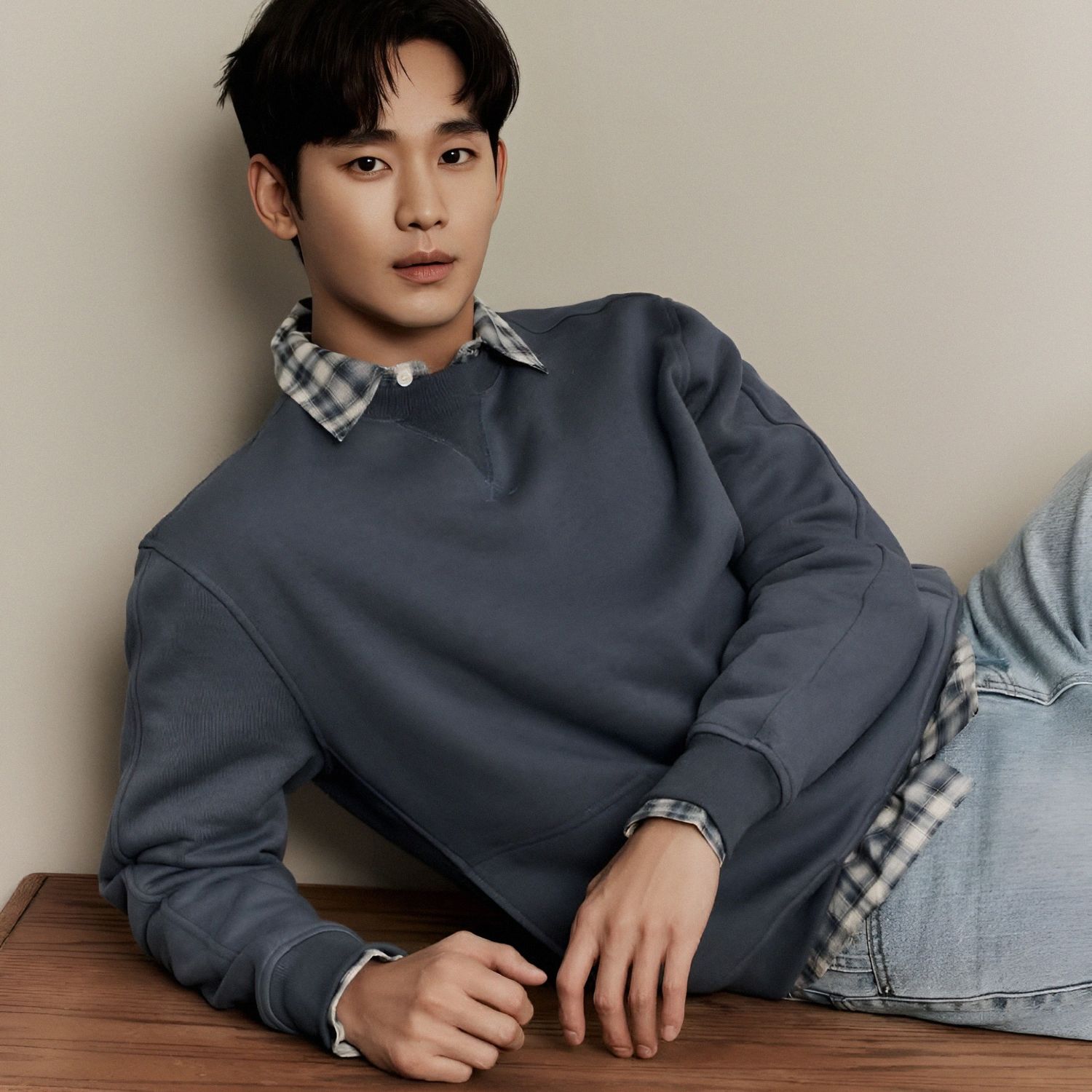 金秀賢的幕後花絮