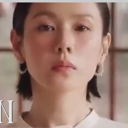 孫藝珍的最新照片